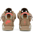 Tênis Travis Scott x Air Jordan 6 Retro British Khaki Bege