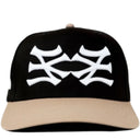 Boné oMA Studios NY NY Curved Brim Preto e Bege