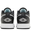 Tênis Air Jordan 1 Low White Black (GS)