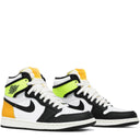 Tênis Air Jordan 1 Retro High OG Volt Gold