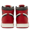Tênis Air Jordan 1 Retro High OG Chicago Lost and Found