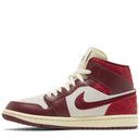 Tênis Air Jordan 1 Mid SE Tiki Leaf (Wmns)