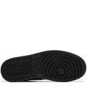 Tênis Air Jordan 1 Retro High OG Black White