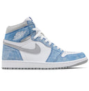 Air Jordan 1 Retro High OG Hyper Royal
