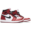 Air Jordan 1 Retro High OG Chicago (2015)