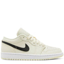 Tênis Air Jordan 1 Low Coconut Milk (Wmns)