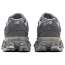 New Balance 9060 Magnet
