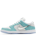 Tênis April Skateboards x Nike SB Dunk Low Turbo Green