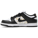 Supreme x Nike SB Dunk Low Stars Black