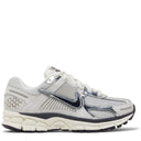 Tênis Nike Air Zoom Vomero 5 Photon Dust Metallic Silver (Wmns)