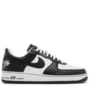 Tênis Terror Squad x Nike Air Force 1 Low QS Blackout