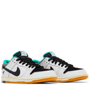 Tênis CSEF x Nike SB Dunk Low White Clear Emerald