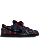 Tênis Nardwuar x Nike SB Dunk Low Tam OShanter Hat