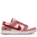 Tênis Strangelove x Nike SB Dunk Low Valentine's Day Special Box