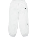 Calça de Moletom Supreme x Nike Branca